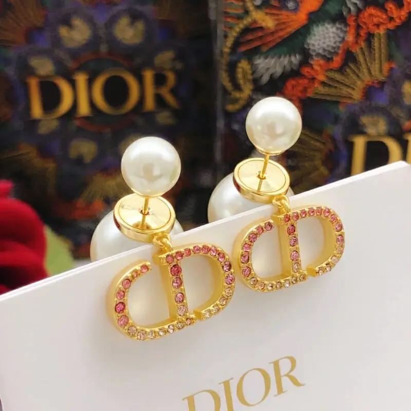 christian dior boucles doreilles pour femme s_12046253